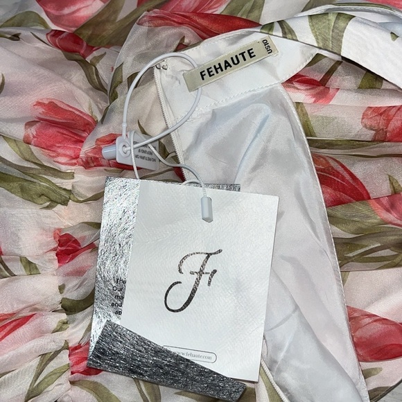 Fehaute Pink Pleated Floral Chiffon Halter Sleeveless A-Line Maxi Dress NWT | 10 - Picture 10 of 10